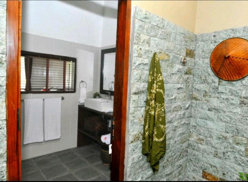 Dhm Surf Villa Kuta  Екстер'єр фото